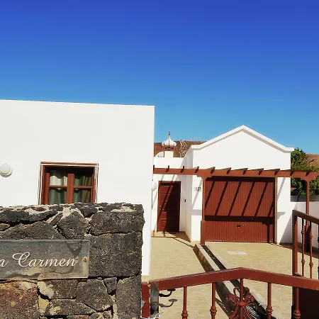 Villa Resed Los Claveles - Red Mountain *